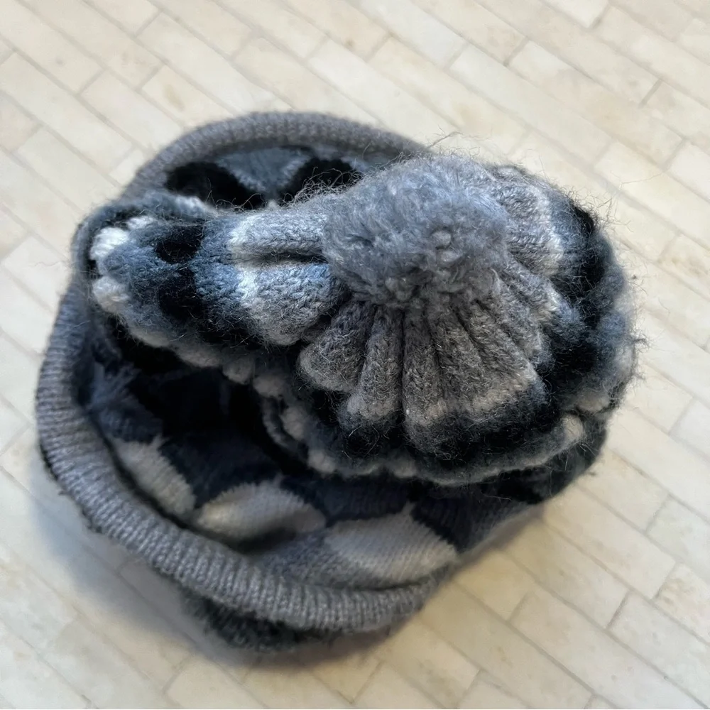 Cozy Knit 100% Alpaca Warm Kids Hat - Gray and Black